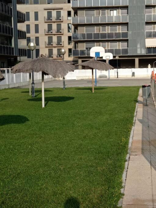 Апартаменти Acogedor Apartamento Con Piscina Y Garaje Уеска Екстер'єр фото